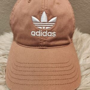 Adidas hat womens size OS  Peach/Pink  Adjustable Back